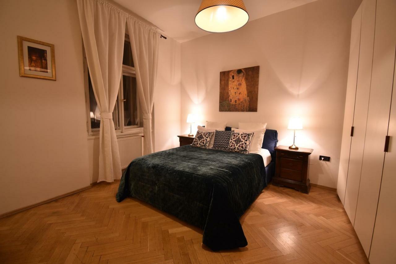 Cozy Flat By The Astronomical Clock Apartamento Praga